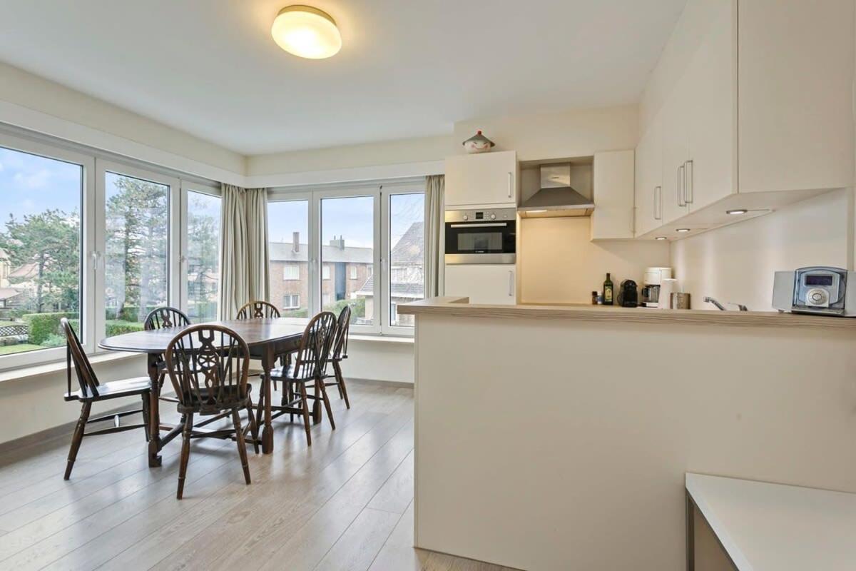Huswell - Lovely Family Apartment 50 Meters From The Sea デ ハーン エクステリア 写真